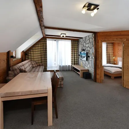 Aplend Kukucka 4* Татранска Ломница