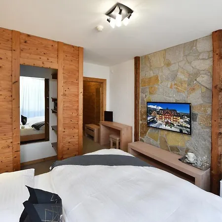 Hotel Aplend Kukučka 4*