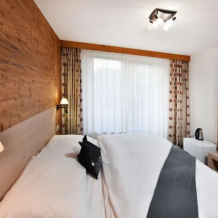 Hotell Aplend Kukucka 4*