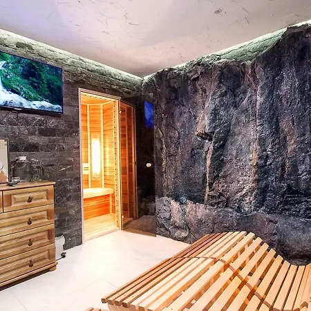 Otel Aplend Kukucka 4*