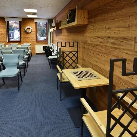 Aplend Kukucka Hotell